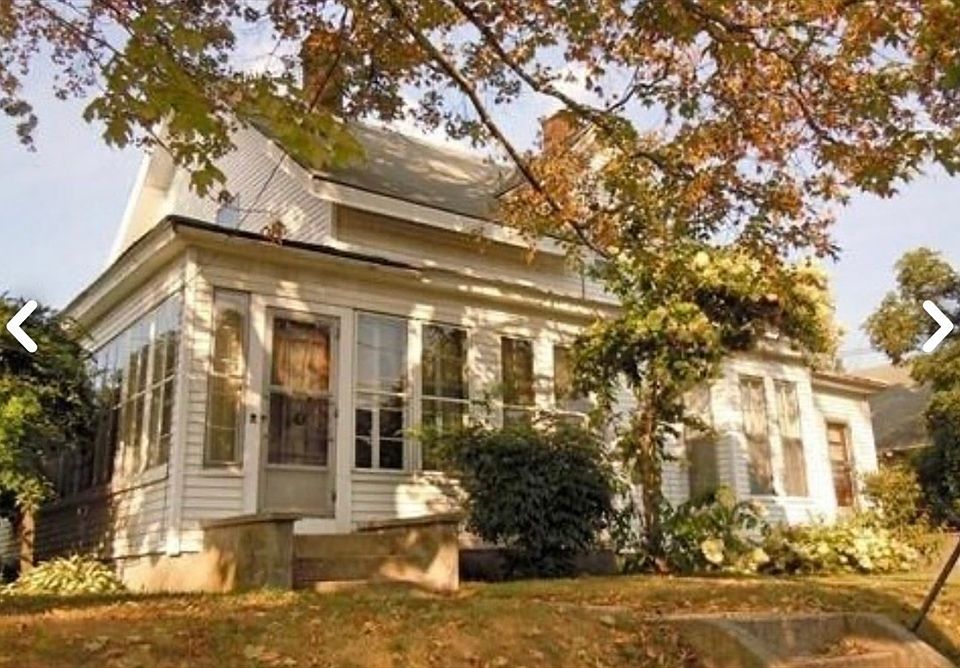 1st image of 7 Pleasant St