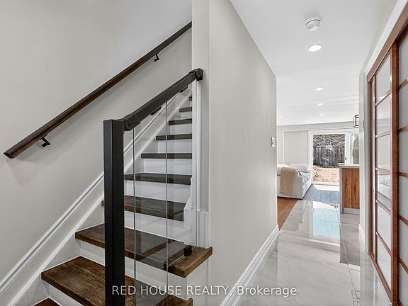 5th image of 283 Dunsmore Ln