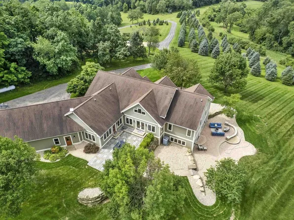 2704 County Road I, Avoca, WI 53506