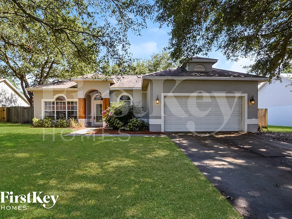 3010 Linmont Ln