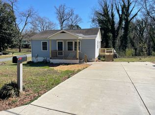 3828 Ironwood St, Charlotte, NC 28206