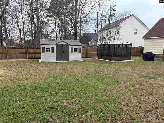 5th image of 120 Lee Ridge Dr