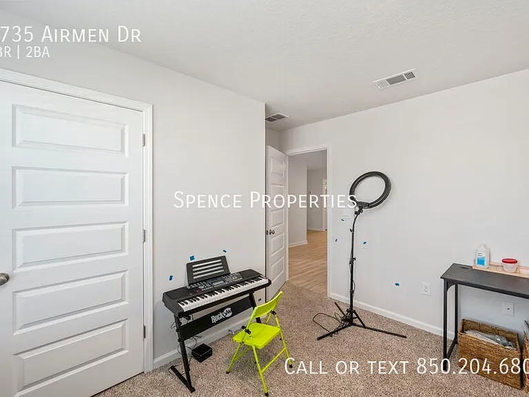 4735 Airmen Dr — Photo 23
