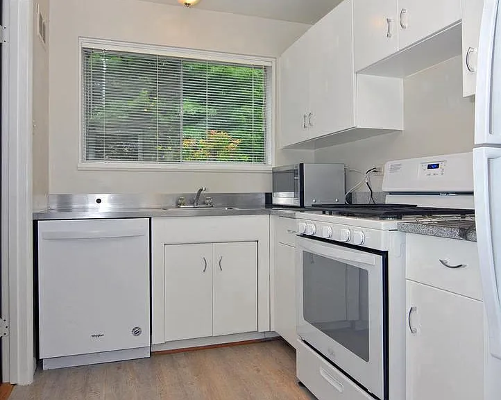 10618 Kenilworth Ave #K4 — Photo 5