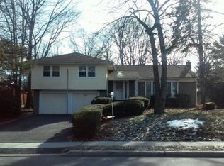 897 Colonial Ave, Union, NJ 07083