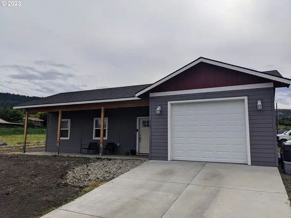310 S 12th St, La Grande, OR 97850