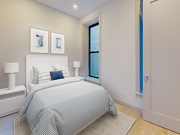 4th image of 250 W 91st St APT 2C