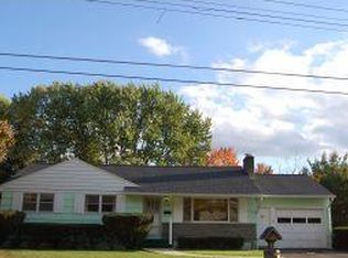 3624 Lyndale Dr, Endwell, NY