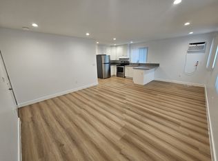 824 W Colden Ave #824, Los Angeles, CA 90044