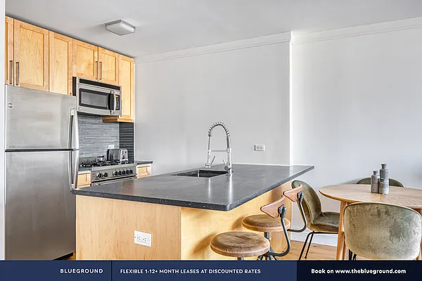 Rented by The Blueground | media 35