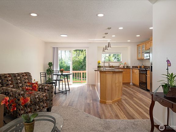 3rd image of 33717 40th Court SW