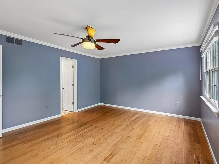 345 Volley Rd — Photo 9
