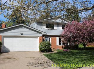 1824 Saxon St, Ann Arbor, MI 48103