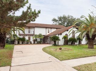 8806 Petersham Dr, Houston, TX 77031