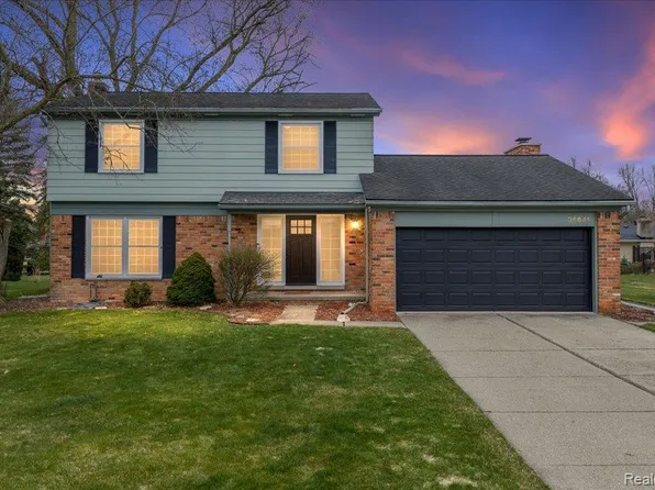 36641 Gardner St, Livonia, MI 48152