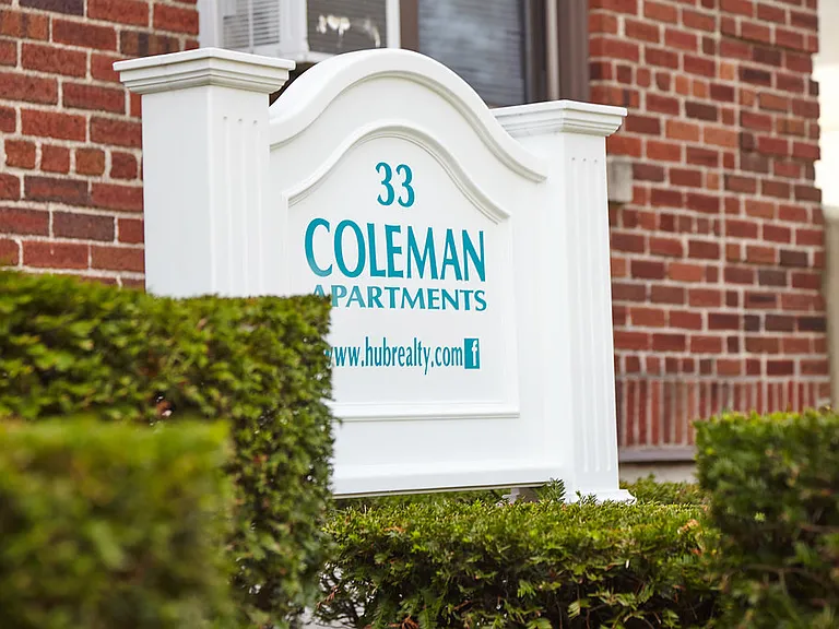 Coleman Apartments — Photo 2