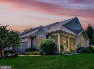 86 Deer Ford Dr, Lancaster, PA 17601