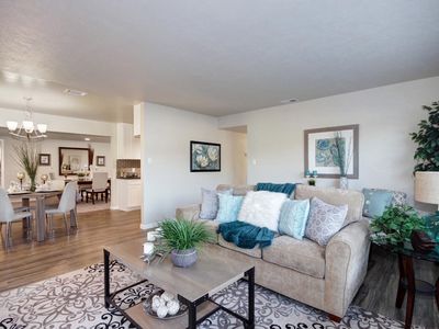 7213 Midnight Way, Citrus Heights, CA, 95621