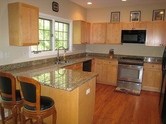 2nd image of 5119 Creek Dr