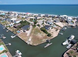 1906 Dolphin St, Murrells Inlet, SC 29576