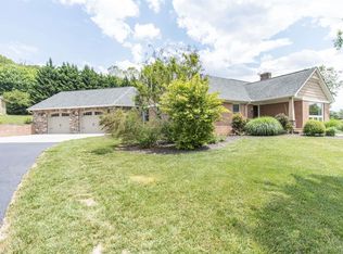 211 Riverview St, Riverview, VA 24136