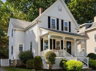 5 Walnut St, Wakefield, MA 01880