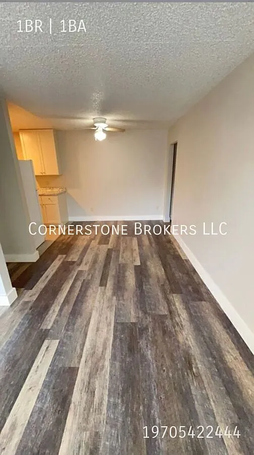 Building Photo - 333 Custer Ave #12