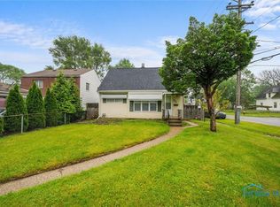 902 Coventry Ave, Toledo, OH 43607