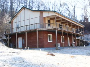 68 Iceburg Ln #B, Sylva, NC 28779