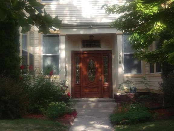 2018 2bdrm - Building Front