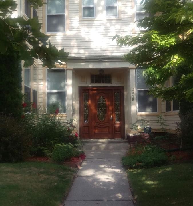 2018 2bdrm - Building Front