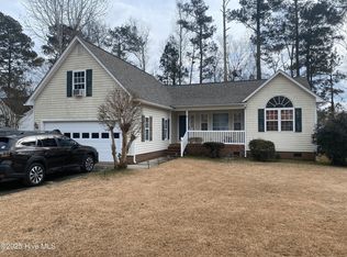 114 Leonard Dr, New Bern, NC 28560