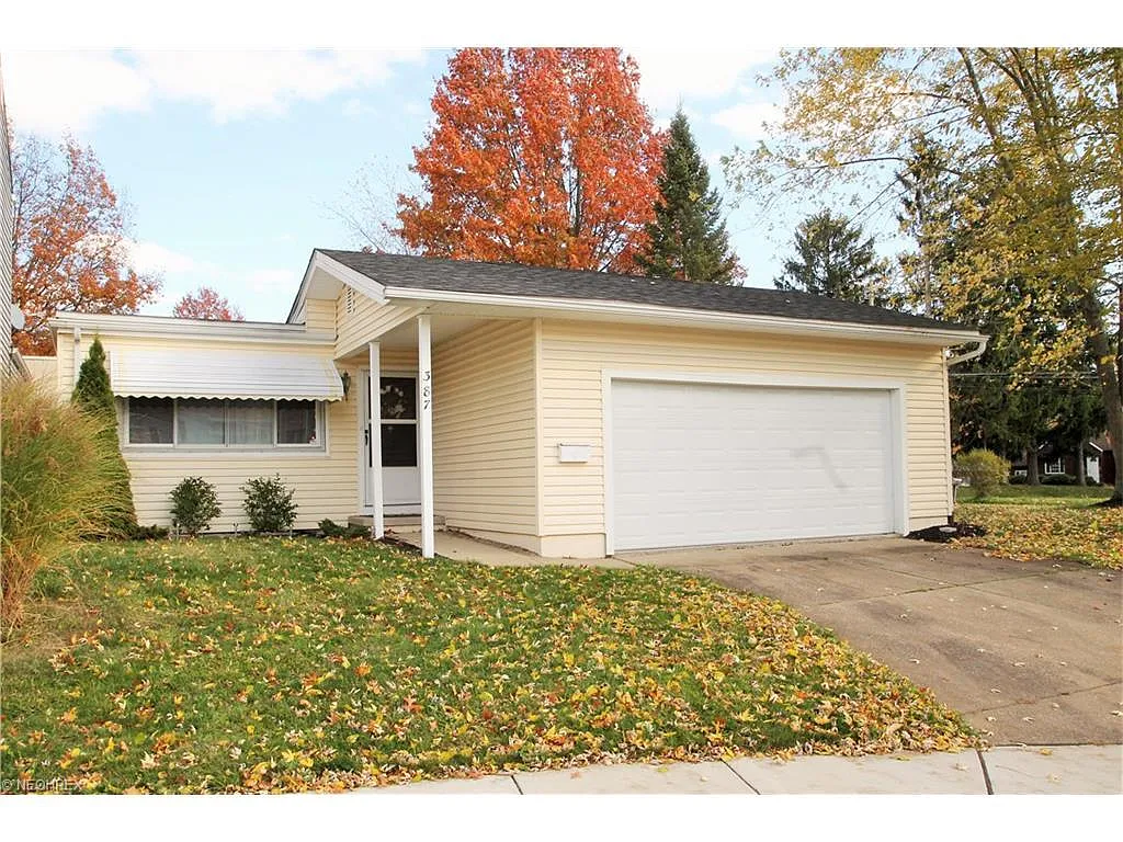 387 Big Bend Cir photo 1