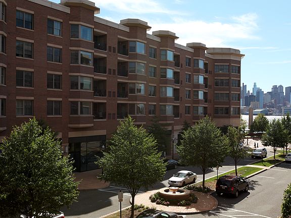 2nd image of 22 Ave At Port Imperial APT 212