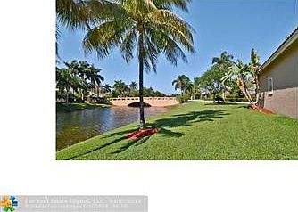 3rd image of 1001 NW 119th Ave