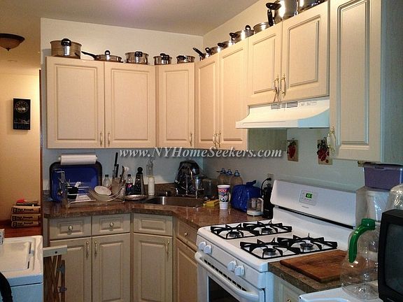 5th image of 11650 142nd St