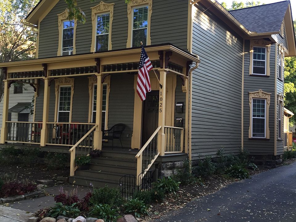 1st image of 1025 Starkweather Ave