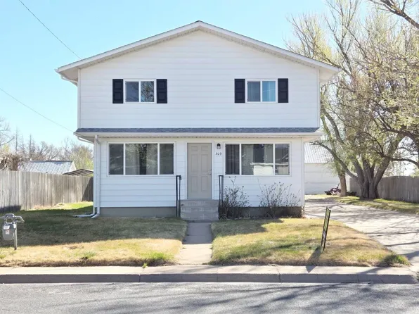 309 N Birch St, Yuma, CO 80759