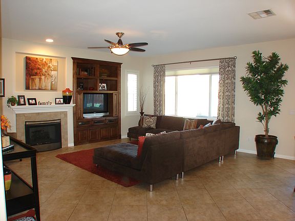 3rd image of 37160 Almond Cir