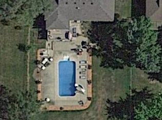 1317 Tracy Ave, Excelsior Springs, MO 64024