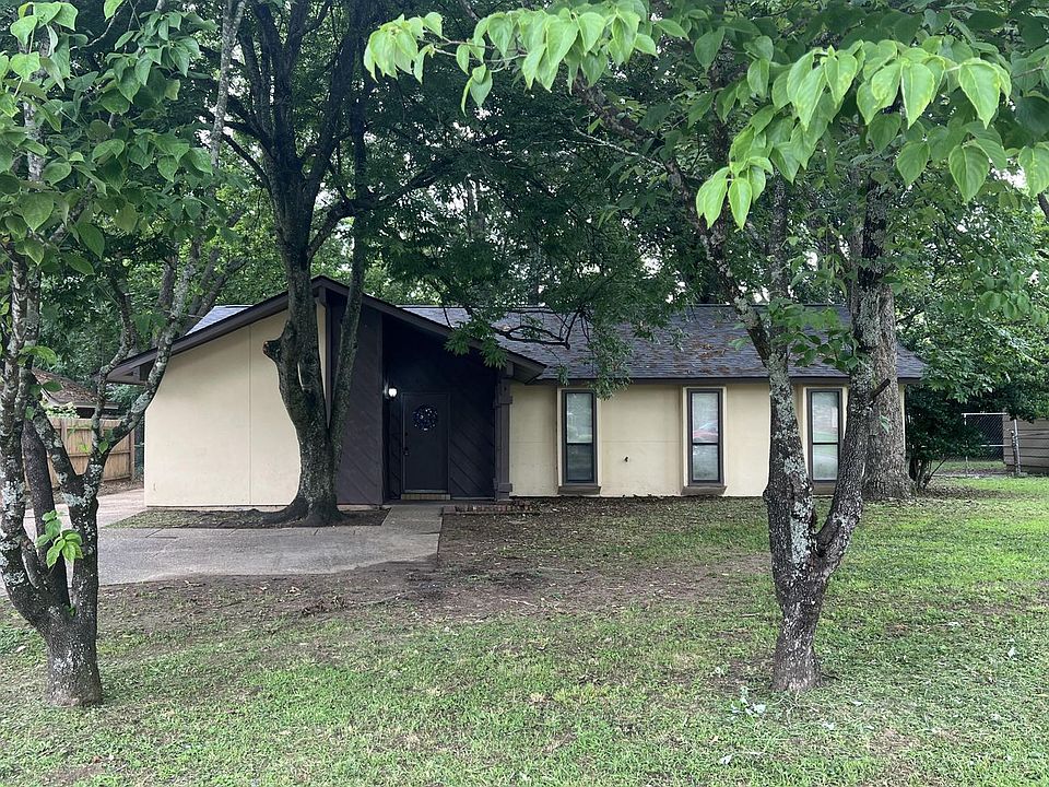 1st image of 513 Shady Grove Dr