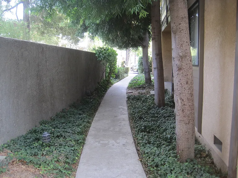 673 Grand Ave — Photo 10