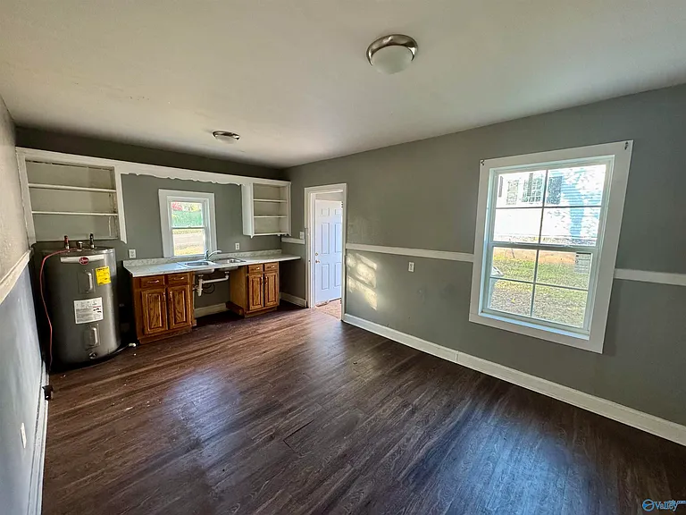 514 Brownsferry St — Photo 7