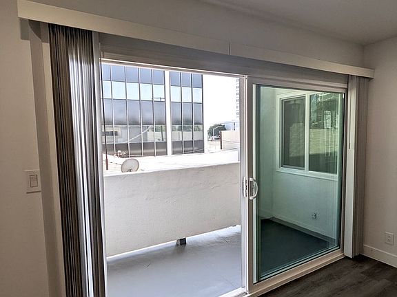 5th image of 117 N Hamilton Dr APT 303