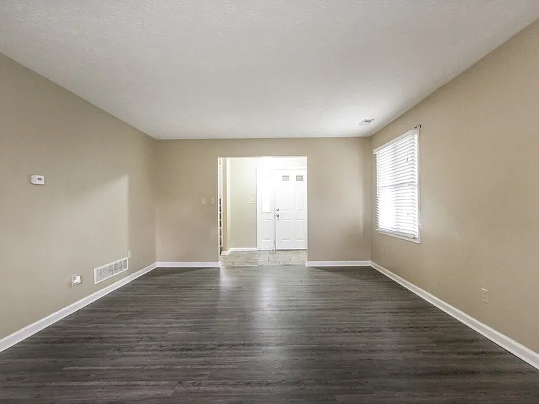 1112 Delray Dr — Photo 12