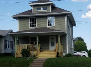 1203 Marquette St, Davenport, IA