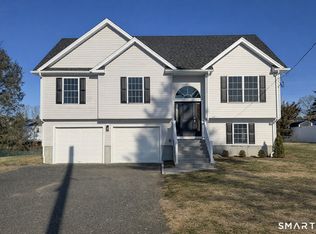 39 Westminster Ave, Shelton, CT 06484