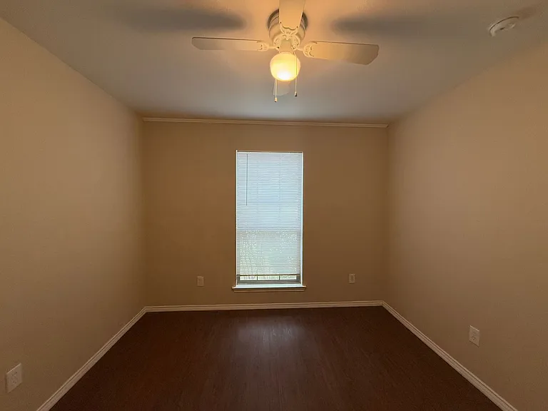 3031 Pine Valley Dr — Photo 17