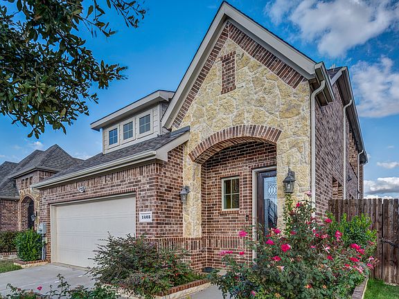 2nd image of 1405 Lauren Creek Ln