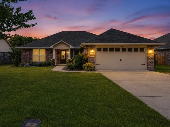 4614 Carrington Blvd SE, Owens Cross Roads, AL 35763